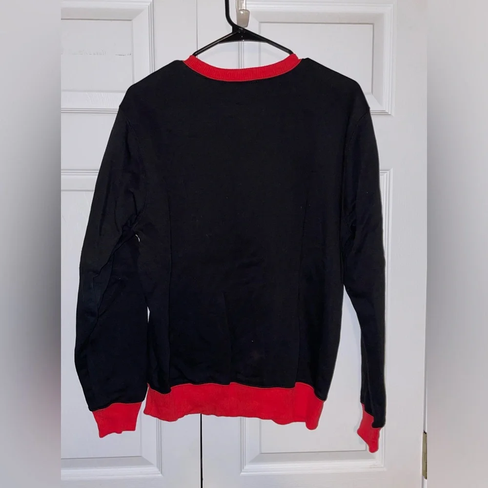Ugly Sweater - Picture 4 of 5